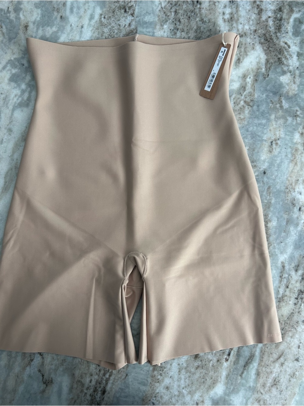 SKIMS Smoothing Nude color, High-Waisted Shaping  shape wear Shorts